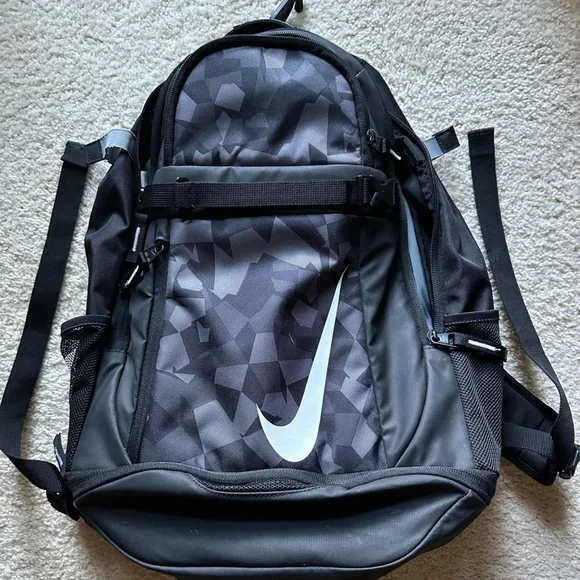 Nike Boys Black Baseball Backpack - Picture 1 of 5
